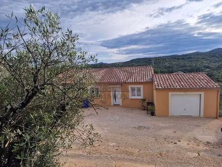 maison individuelle de plain pied sur terrain de 1000 m² environ