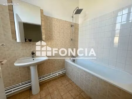 appartement 2 pièces 66 m²