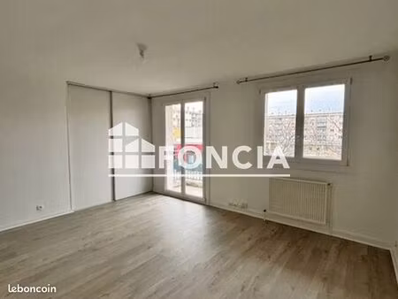 appartement 4 pièces 75 m²