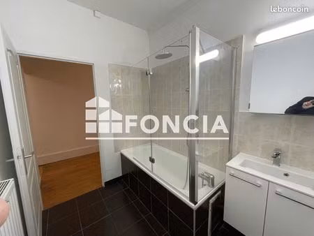 appartement 3 pièces 63 m²