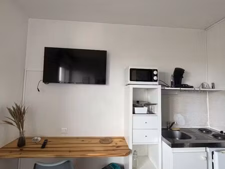 appartement 1 pièce 12 m²