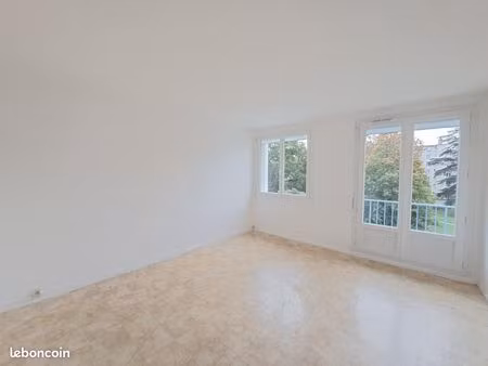 appartement 3 pièces 60 m²