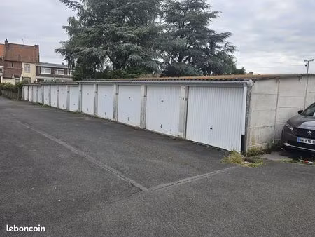 box / garage dans espace fermé et sécurisé henin beaumont centre