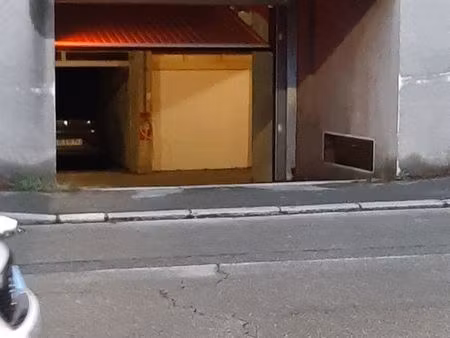 location garage centre ville