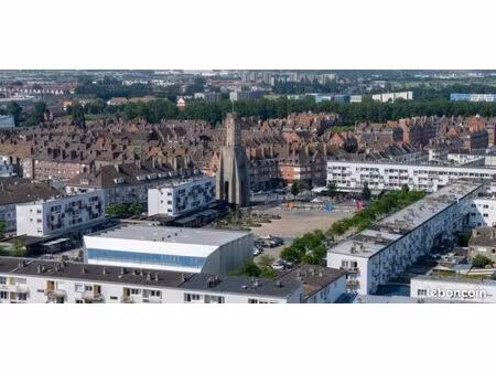 immeuble 5 pièces 400 m²