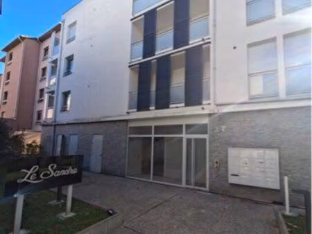 loue 1 place de parking en résidence sécurisé lyon 5