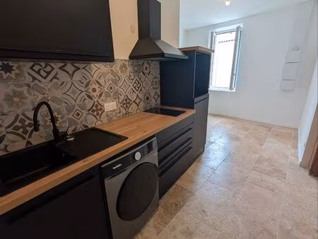 magnifique t2 neuf avec jardinet