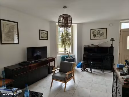 maison 4 pièces 121 m²