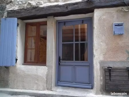 maison de village a louer