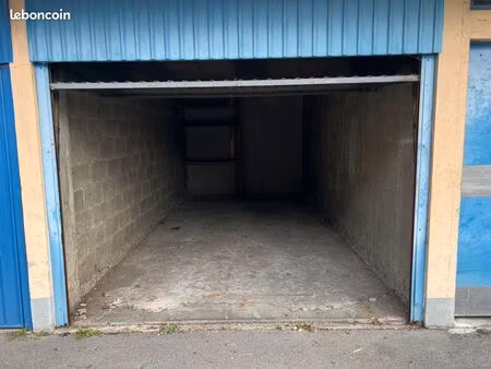 location box 16 m² quartier sécurisé