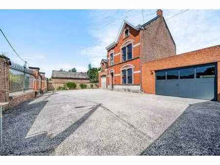 maison de caractère à stambruges avec atelier