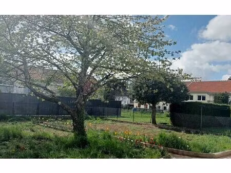 location maison  91.31 m² t-2 à moulins-lès-metz  1 400 €