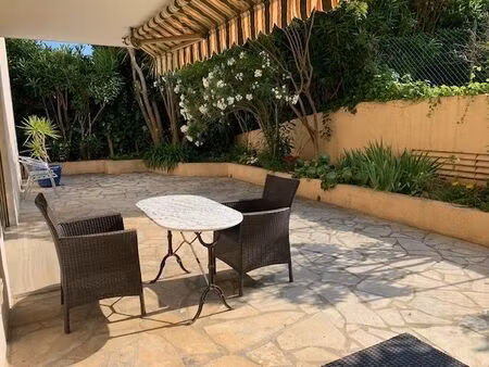 location appartement 3 pièces 100 m² à saint-laurent-du-var (06700)