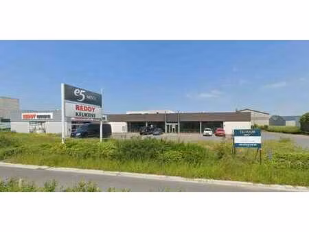 à louer - local commercial de 685 m² à furnes