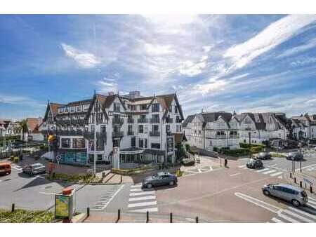 grand garage à louer