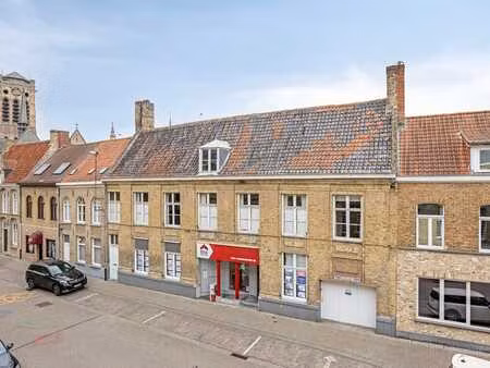 maison fermée spacieuse au centre de veurne
