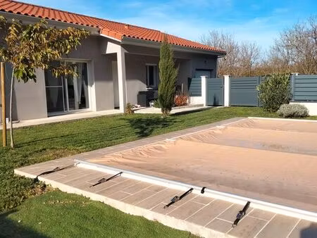 maison récente de plain-pied avec piscine – izeron (2021)