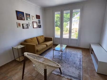 appartement montjoyeux t3 meublé de 60 m²