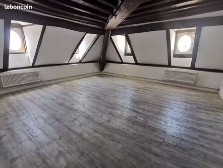 appartement 3 pièces 64 m²