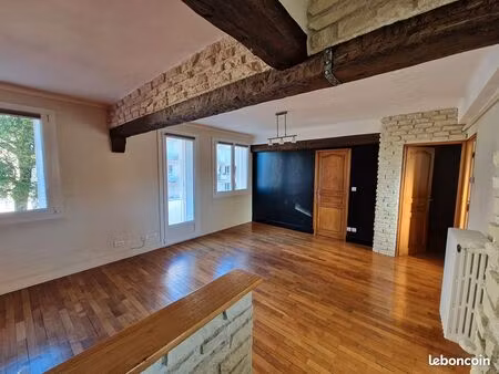 appartement 3 pièces 60 m²