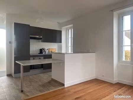 appartement meublé t2 de 40m2 dans petite maison individuelle