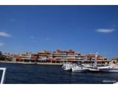 studio à louer à l'année