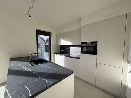 appartement à louer à peer € 900 (ljiiz) - jansen real estate | zimmo