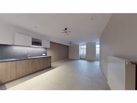 bavilliers magnifique t3 rénové - deuxième étage d'une très