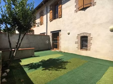 appartement t2 en rez-de-chaussée avec exterieur