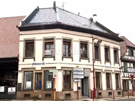 appartement de 132m² habitables avec cave et parking privé