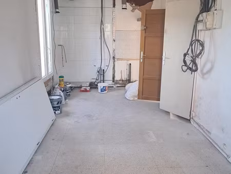 studio à rénover fort potentiel drancy