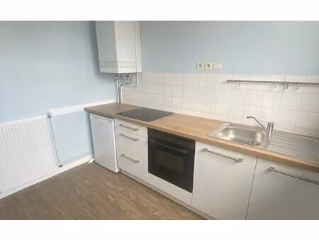 location appartement  m² t-2 à brest  640 €