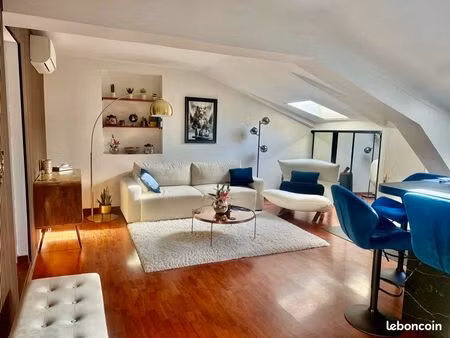 2 pièces standing  atypique  nice hyper centre