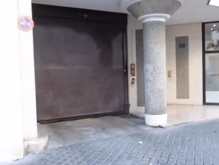 location parking 25 m² à paris 15ème (75015)  160 €