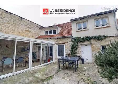 maison 6 pièces 192 m²