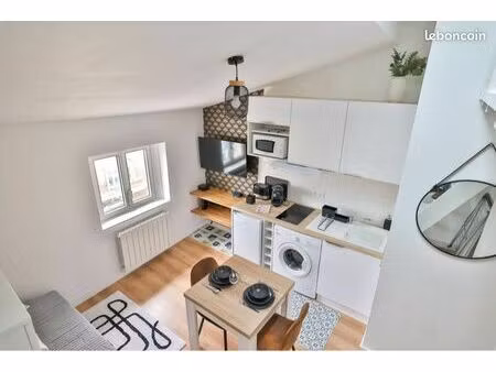 superbe studio meublé - centre ville