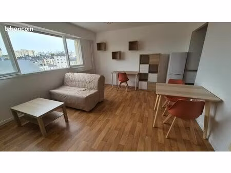 studio meublé de 25m² avec cave  centre orléans  refait à neuf  bord de loire