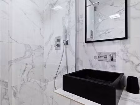 découvrez ce charmant appartement situé dans le quartier prisé de sainte marguerite