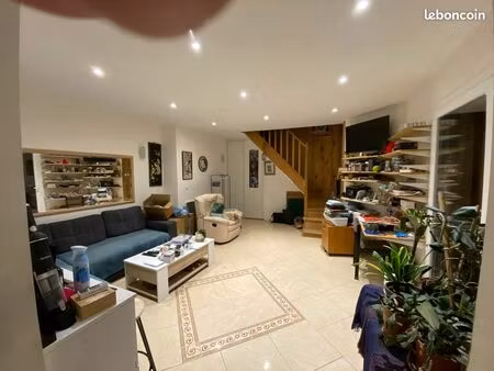 maison centre ville avec cour