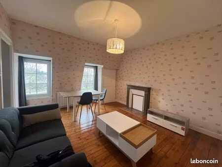 appartement t2 entièrement meublé vue sur une rivière centre-ville