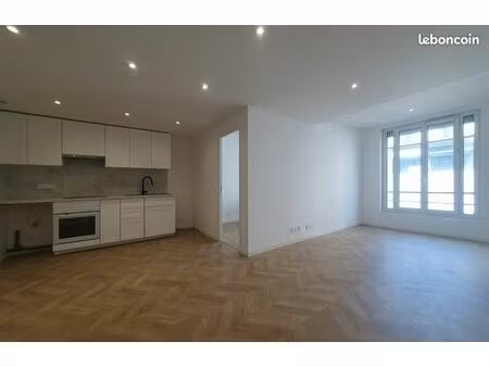 t2 - 38 m² - rénové en 2024