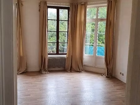 2 pieces a pont-l'eveque