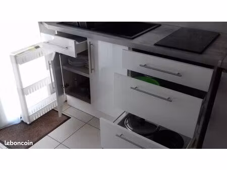 studio dans maison particulière