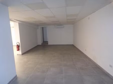 location bureau à pertuis (84120)