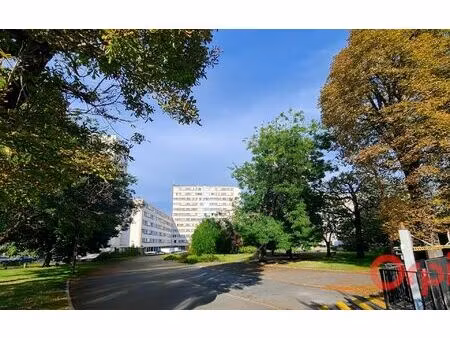 appartement saint-denis 49.78 m² t-4 à vendre  168 000 €