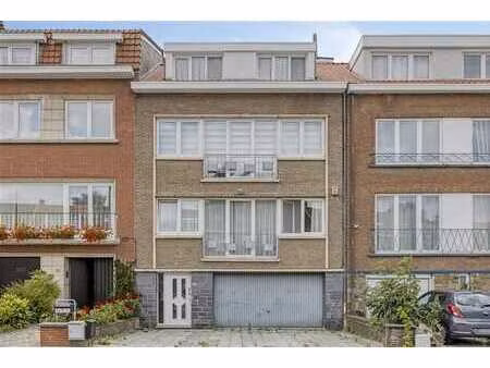 duplex avec 4 chambres