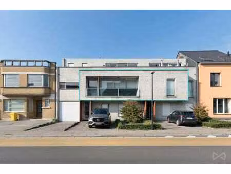 appartement avec terrasse et emplacement privilégié