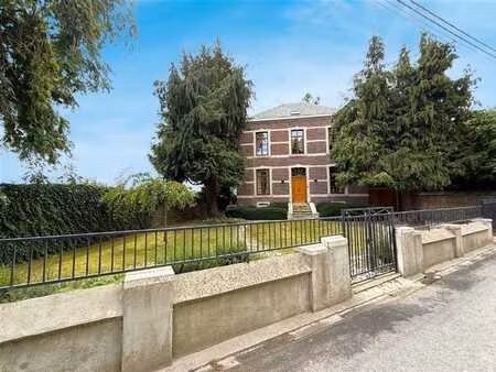 4m sous plafond - charme - coup de coeur - a renover