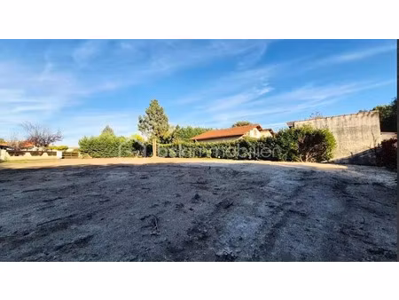 vente terrain 619 m² à mont-de-marsan (40000)  75 000 €