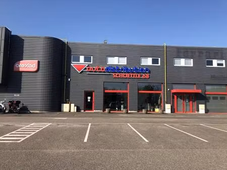 local commercial à louer